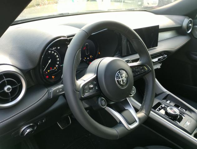 Alfa Romeo Tonale Tonale 1.5 130 CV MHEV TCT7 Sprint - Foto 6
