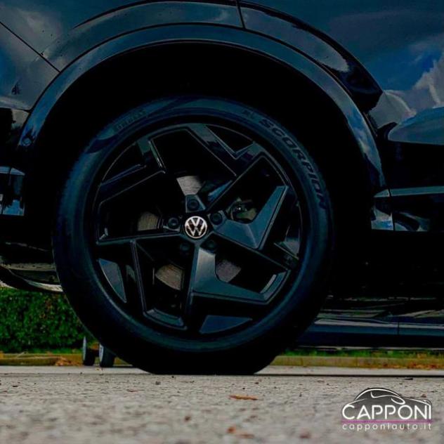 VOLKSWAGEN Tiguan 2.0 TDI 193 CV DSG 4MOTION R-Line rif. 24112957 - Foto 5