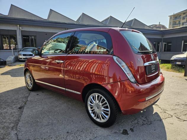 Lancia Ypsilon Ypsilon 1.3 mjt 16v Platino 90cv - Foto 4