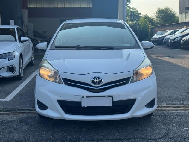 Toyota Yaris 1.0 5 porte Active - Foto 2