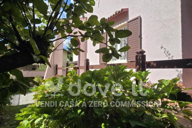 Villa di 216 m² con più di 5 locali e box auto in vendita a Radicofani - Foto 4