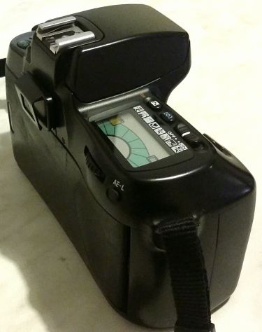 Corpo macchina fotografica Nikon F70 con libretto e la borsa a tracolla Apinar - Foto 7
