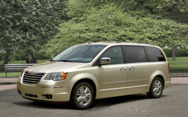 Chrysler Grand Voyager paraurti parafango fanale griglia radiatore airbag
