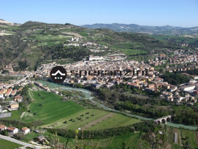 In posizione riservata ma facilmente raggiungibile dalle principali vie di comunicazione, proponiamo in vendita una caratteristica porzione di casa co - Foto 7