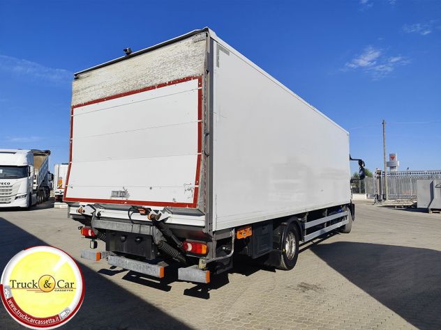 IVECO EUROCARGO 120 E 22 – 2015 – FURGONE ISOTERMICO CON FRIGO E SPONDA CARICATR - Foto 4