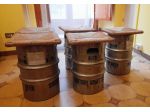SEDUTE CON FUSTI DI BIRRA - REALIZZAZIONE ARTIGIANALE