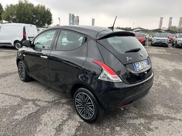 Lancia Ypsilon Ypsilon 1.0 FireFly 5 porte S&S Hybrid Gold - Foto 3