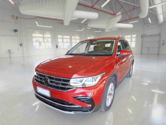 VOLKSWAGEN Tiguan 2.0 TDI 150 CV SCR DSG Elegance rif. 23384846