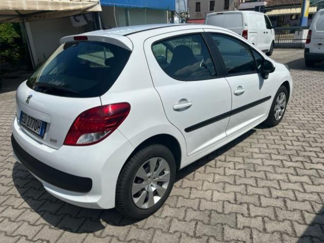 PEUGEOT 207 1.4 8V 75CV 5p. X Line rif. 22602151 - Foto 10