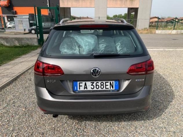 VOLKSWAGEN Golf Variant 1.6 TDI 110 CV Highline BlueMotion Tech. rif. 24047246 - Foto 4