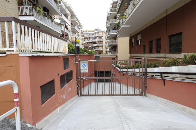 Box in Via Val Maggia - Foto 3