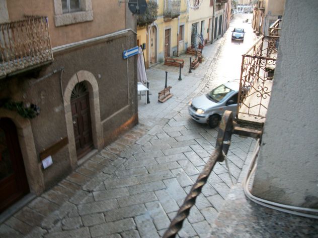 CALANGIANUS via Ferracciu appartamento 68m2 49.000restaurato - Foto 2