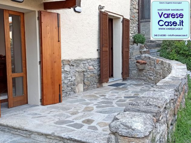 Bel bilocale ARREDATO in AFFITTO a CUASSO AL MONTE