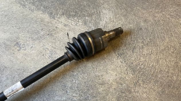Semiasse anteriore SX Suzuki Swift 1.3 benzina del 2007 (44102-62J00) - Foto 3