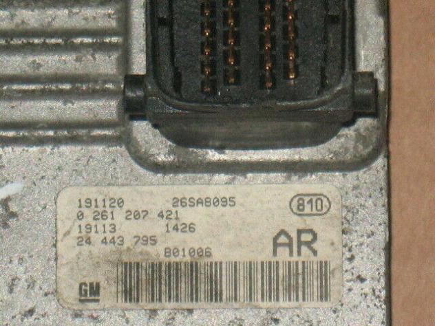 0261207421 ECU MOTORE BOSCH 0261207421 OPEL 24443795 ME 7.6 H4 - Foto 2