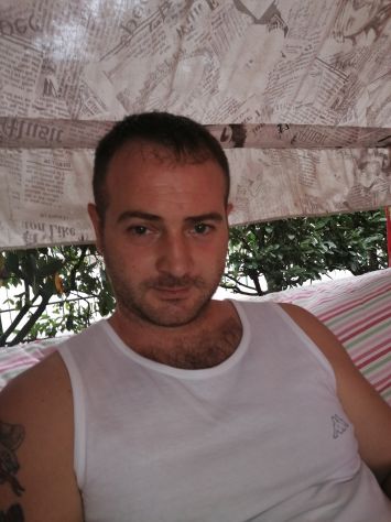 Scopa amica Tel:3406800810