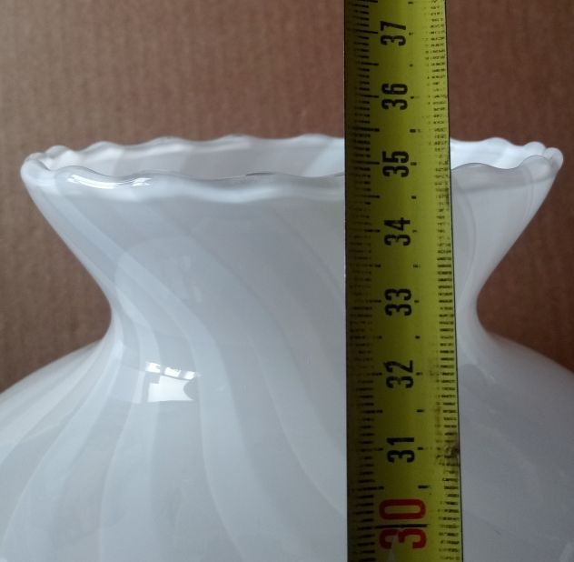 Vaso Anfora in Vetro Bianco Satinato con venature più chiare Realizzato Murano - Foto 2