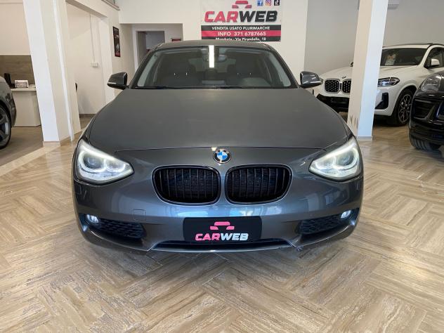 BMW 116 D 5 PORTE AUTOMATICO SPORT 2015 - Foto 2