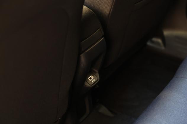 Jeep Renegade 1.3 T4 DDCT Longitude - Foto 9