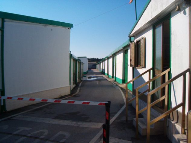 BOX, LOCALI E CAPANNONI DAI 15 MQ AI 400 MQ VIGILATI E VIDEOSORVELGIATI H24 - Foto 3