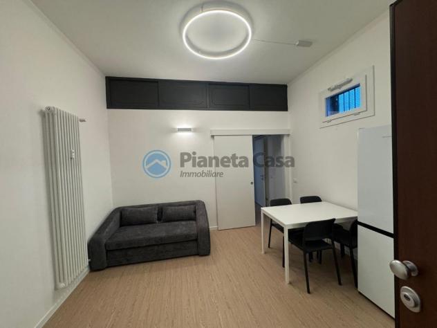 CENTRO: nuovo bilocale (arredato a nuovo) all'ultimo piano - Foto 7