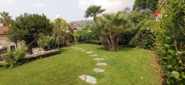 Porzione di splendida villa bifamiliare
