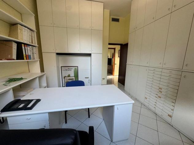 Monza zona viale Libertà - VENDESI UFFICIO - Foto 6