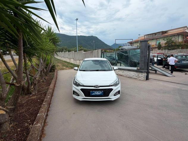 HYUNDAI - i20 - 1.2 5p. Connectline
