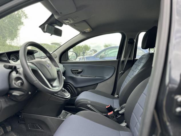 Lancia Ypsilon 1.0 FireFly 5 porte S&S Hybrid Platino - Foto 10