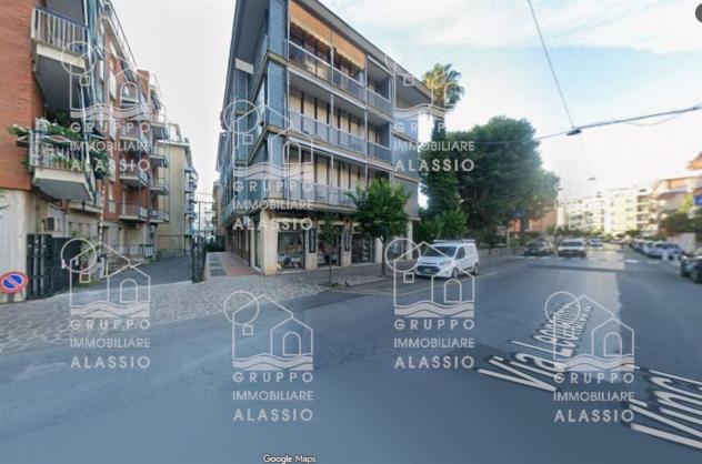 Alassio - Zona Ponente - Ampio Box - Foto 17