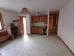 VENDESI A VALCONA SOPRANA , MENDATICA , BILOCALE IN ORDINE AL PRIMO PIANO