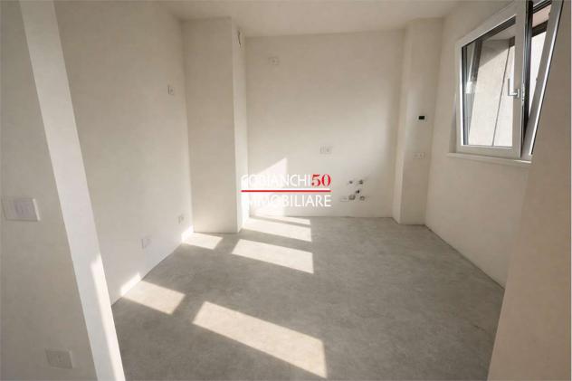 V000836 - NUOVO ATTICO, APE A4, CON ROOF TOP E GARAGE - Foto 7