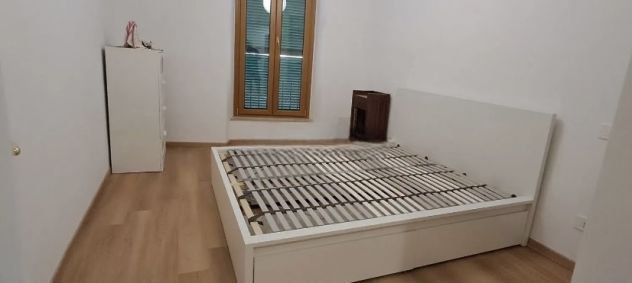 MENTANA GRAZiOSO TRILOCALE ARREDATO E RISTRUTTURATO - Foto 5