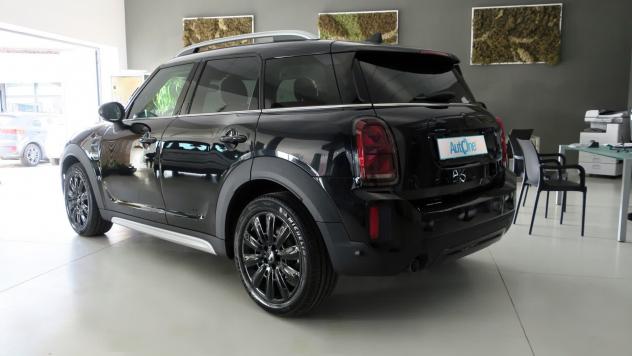 Mini Cooper D Countryman 2.0 150CV AUTOMATICA CLASSIC MIDNIGHT TOTAL BLACK II - FULL LED NAV FULL DISPLAY CLIMA BZ PREMIUM PA - Foto 2