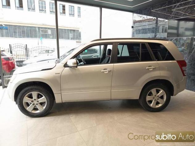 SUZUKI Grand Vitara 1.9 DDiS 5 porte Offroad rif. 24039090 - Foto 2
