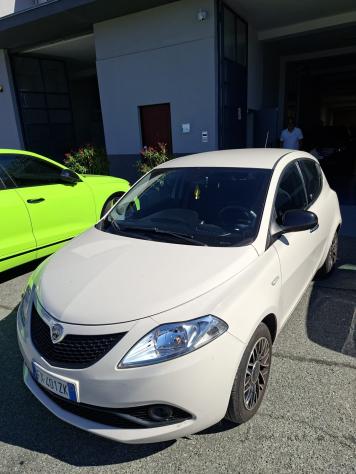 Lancia Ypsilon 1.2 69 CV 5 porte GPL Ecochic Gold