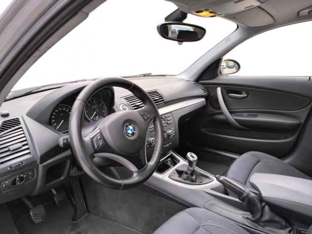 BMW Serie 1 116 D ELETTA 5 PORTE COME STA E GIACE COMMERCIANTI - Foto 10
