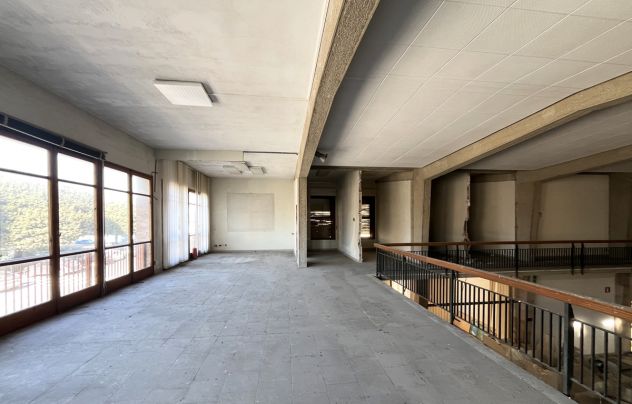 Edificio polifunzionale nel pieno centro urbano di Cecina - Foto 19