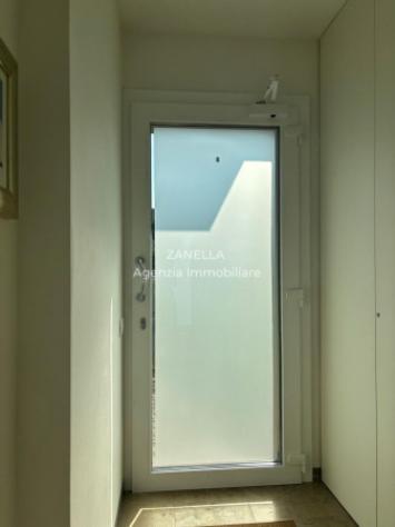 Villetta a schiera di 110 m² con più di 5 locali in vendita a Castelfranco Veneto - Foto 3
