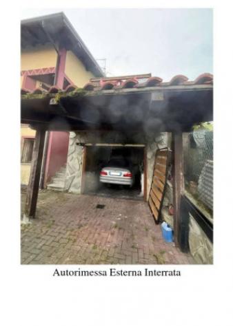 Immobile in asta di 233 m² con più di 5 locali e box auto in vendita a Divignano - Foto 5