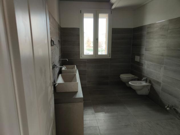 Villa di 300 m² con 4 locali e box auto doppio in vendita a Fabbrico - Foto 9