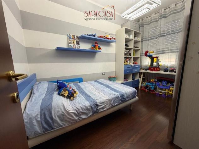 APPARTAMENTO CON TRE CAMERE IN PICCOLA PALAZZINA - Foto 12