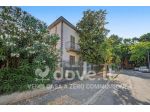 Villa di 300 m² con più di 5 locali in vendita a Parma [rif. DV-13863]