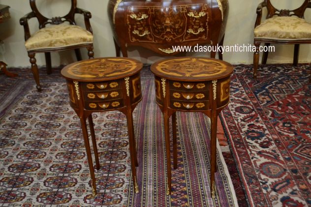 Coppia di tavolini-comodini ovali intarsiati stile Luigi XV - Foto 4