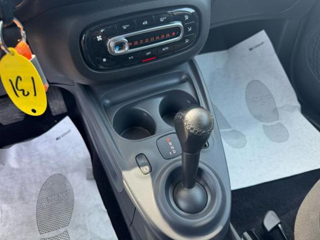 SMART ForTwo 1.0cc 71cv AUTOMATICA CRUISE CONTROL rif. 24051926 - Foto 9