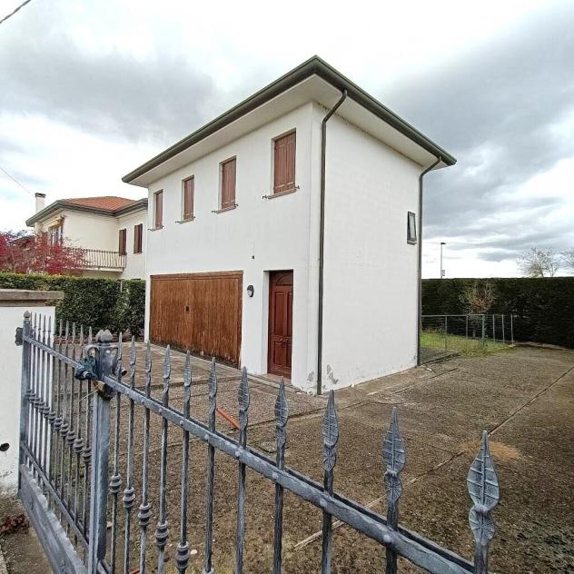 Singola in vendita a Ceregnano