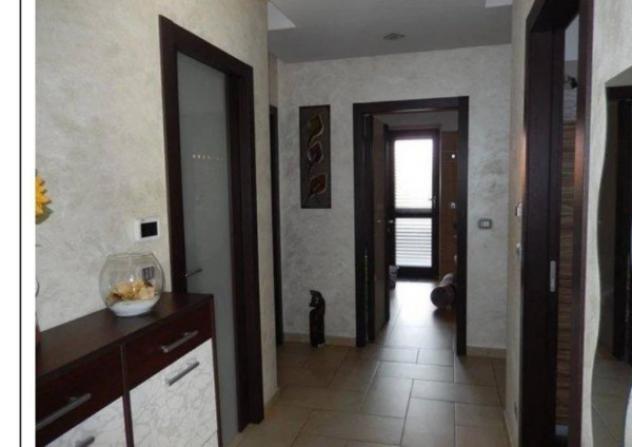 Immobile in asta di 156 m² con più di 5 locali e box auto in vendita a Orbassano - Foto 13