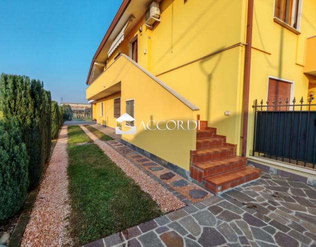 APPARTAMENTO di 7 vani e di 157 mq (SAN GIORGIO DELLE PERTICHE) rif. BL111 - Foto 3