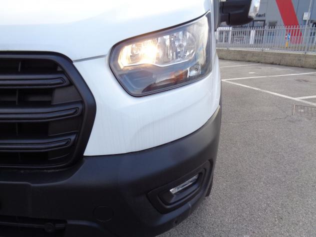 Ford Transit Transit 330 2.0TDCi EcoBlue 130CV L2H2 Trend + IVA - Foto 5