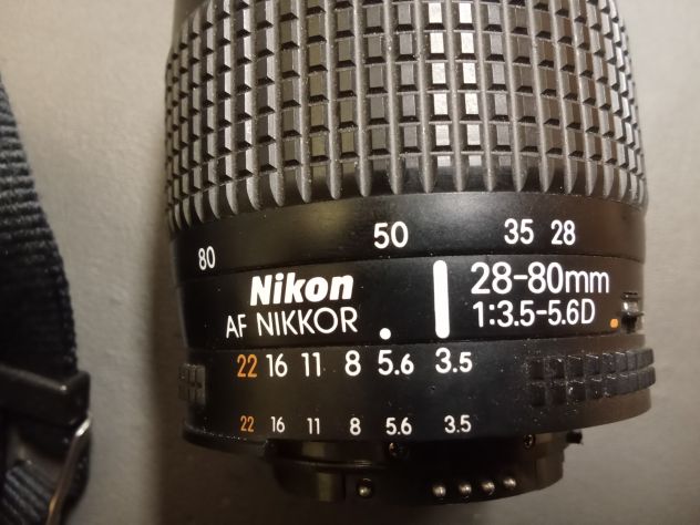 Nikon F70 (macchina fotografica a pellicola) - Foto 3